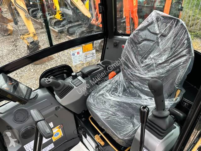 جرافة Caterpillar 301.6 Minibagger 26.900 EUR...
