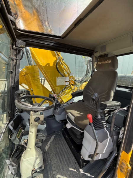 جرافة Komatsu 220-7 - 220 - 200 -