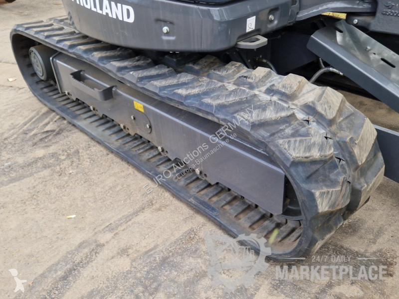 Rýpadlo New Holland D
