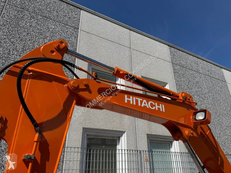 جرافة Hitachi
