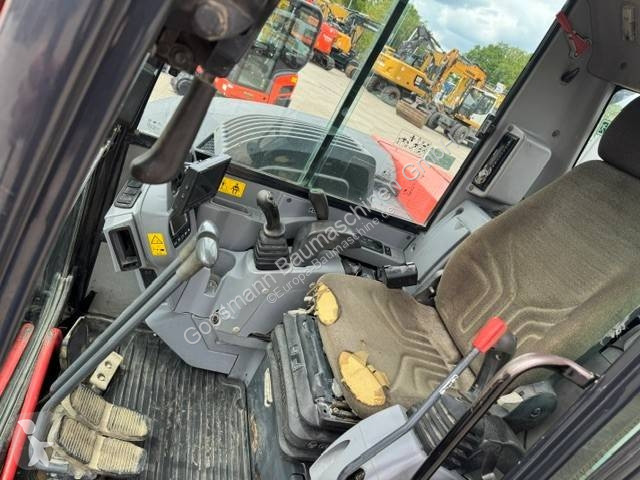 جرافة Kubota KX 080-4