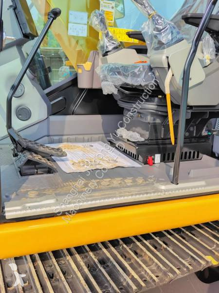 جرافة Caterpillar 312GC