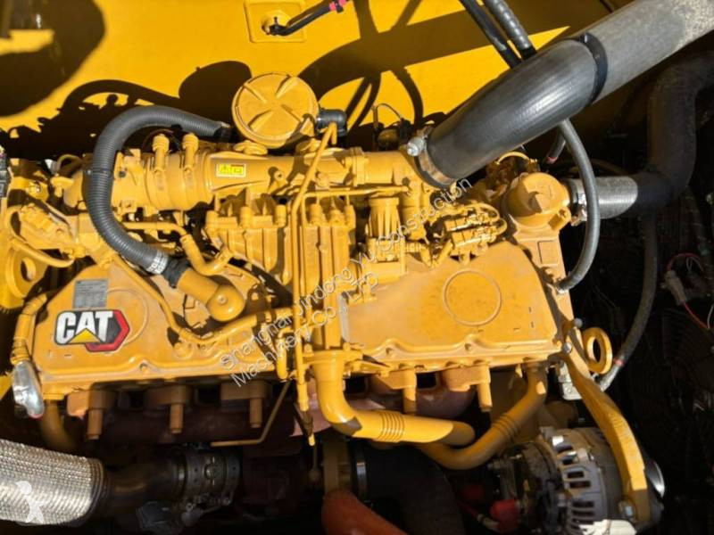 جرافة Caterpillar 330GC