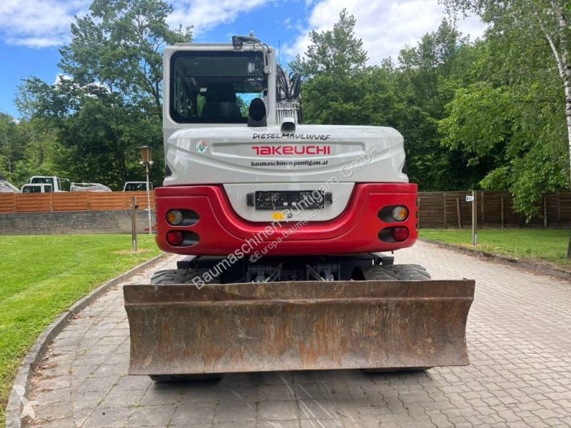 جرافة Takeuchi TB 295 W