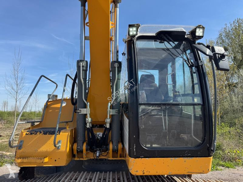 جرافة Liebherr