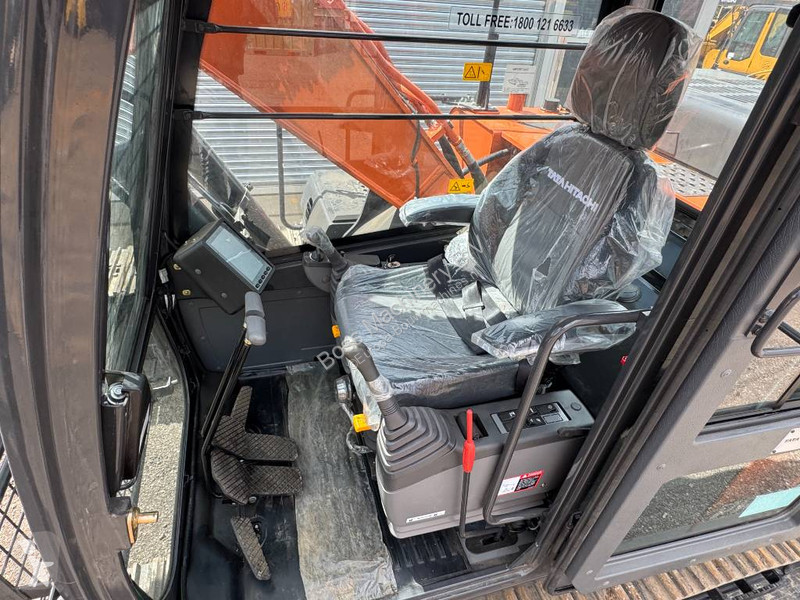 Rýpadlo Hitachi LC-5G - New / Unused / Cummins...