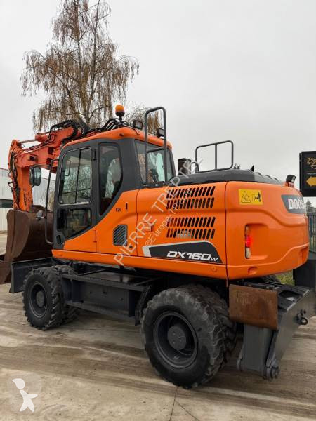 جرافة Doosan DX160w