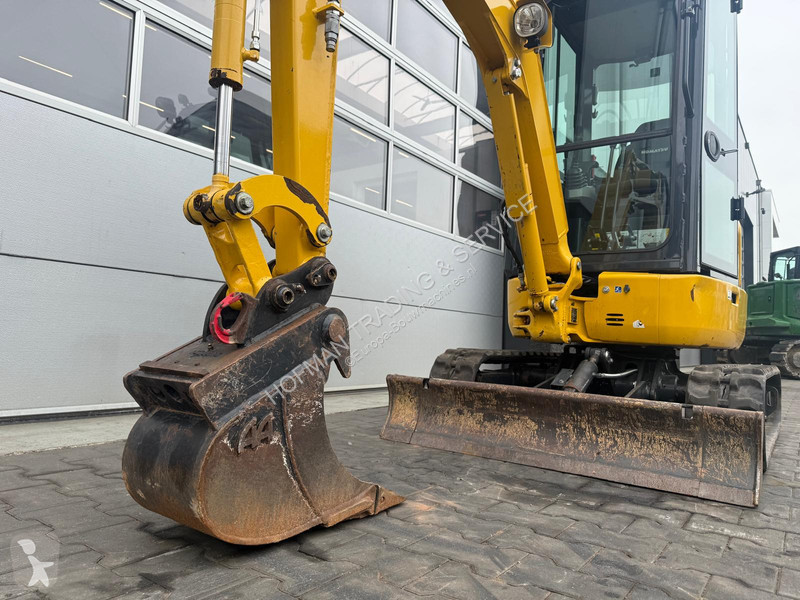 Skovl Komatsu PC16R-3HS