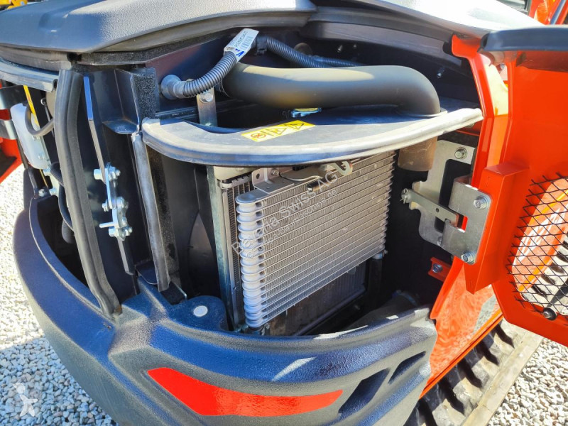 جرافة Kubota 27-4 Series KX
