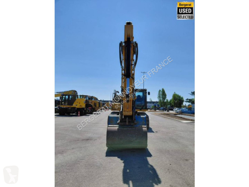 Багер Caterpillar