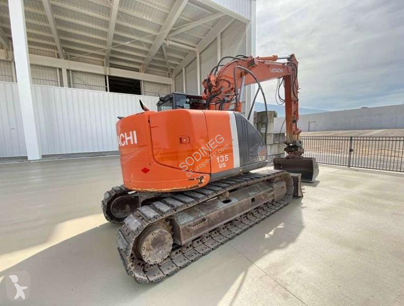 جرافة Hitachi ZX135 US3