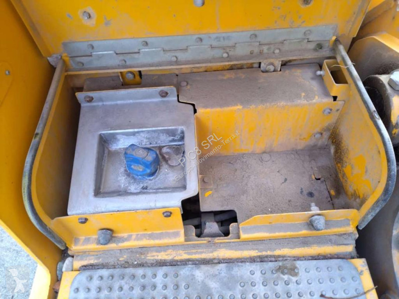 جرافة JCB 220XLC