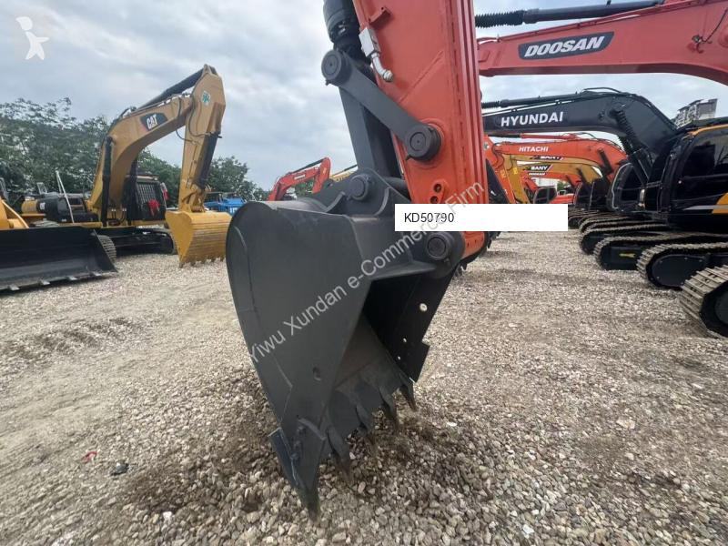 جرافة Doosan 9C