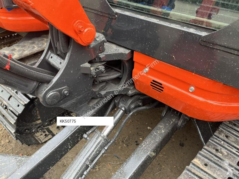 Rýpadlo Kubota U27