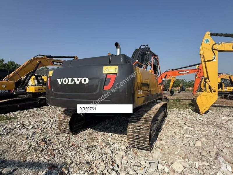 Lopatový nakládač Volvo DL