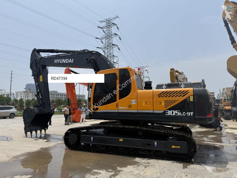 جرافة Hyundai 305-9T