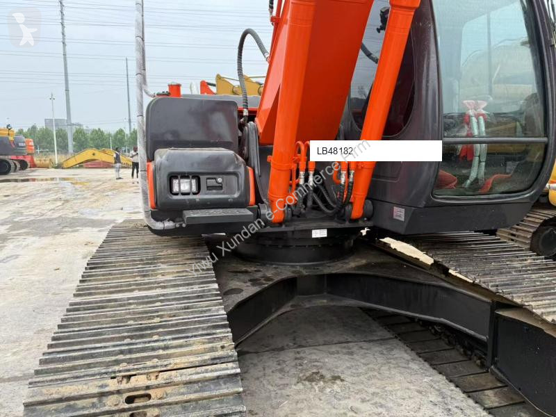 Rýpadlo Hitachi