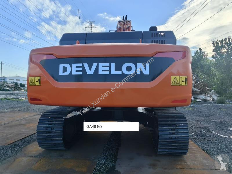 Lopatový nakládač Develon DX360LCA-7B