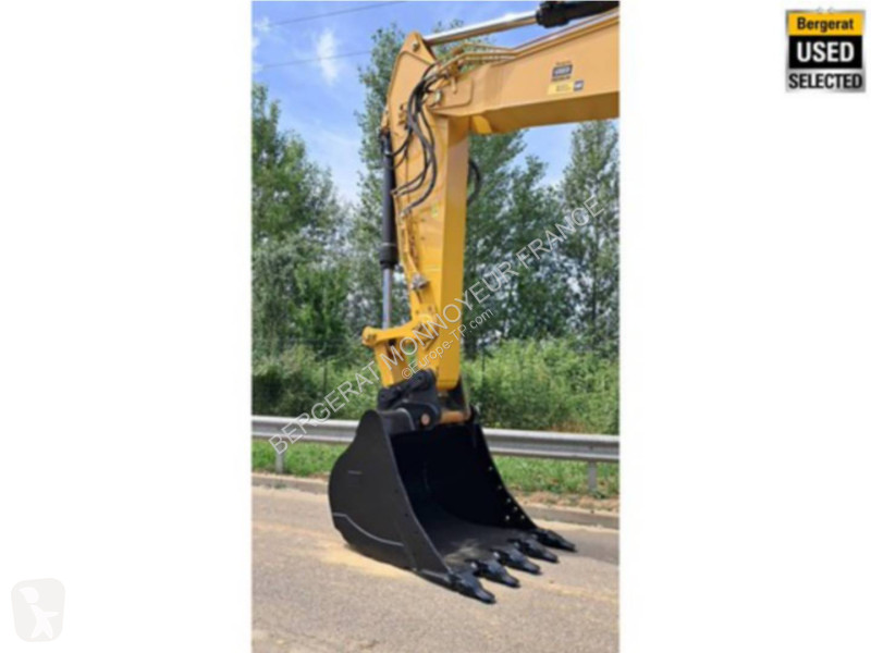 Excavadora Caterpillar