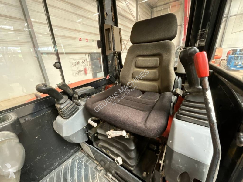 Pelle Kubota 1213 A