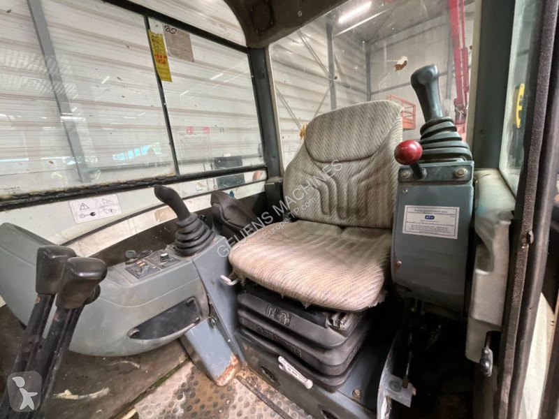 Rýpadlo Terex
