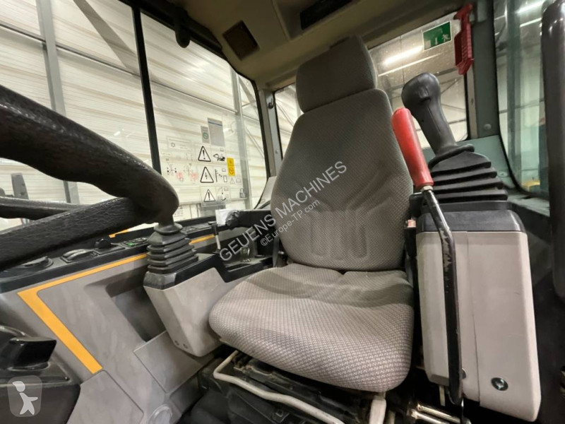 Rýpadlo Volvo EW 60 E