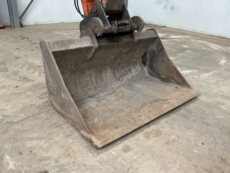 Rýpadlo Hitachi