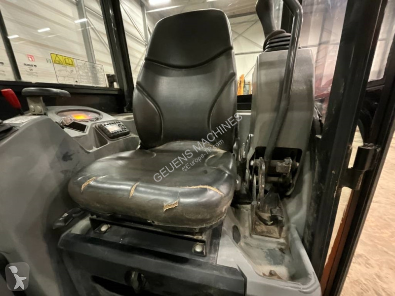 جرافة Doosan DX 19