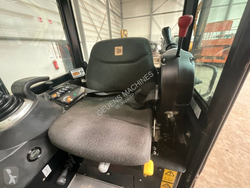 جرافة JCB 16 C-1