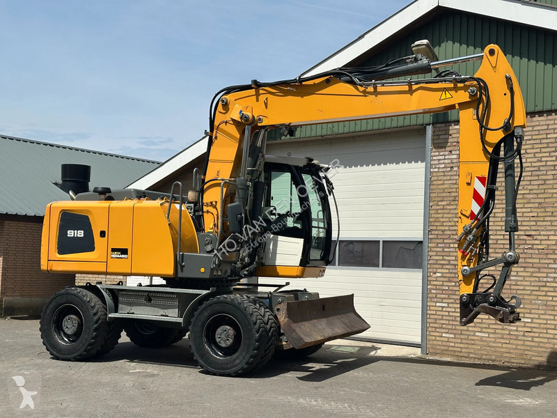 Rýpadlo Liebherr A918