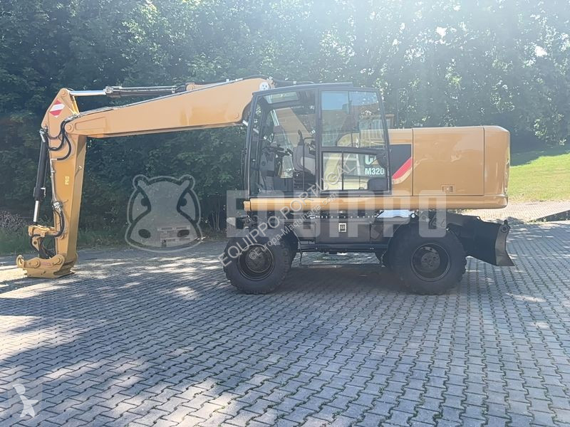 Rýpadlo Caterpillar M320F