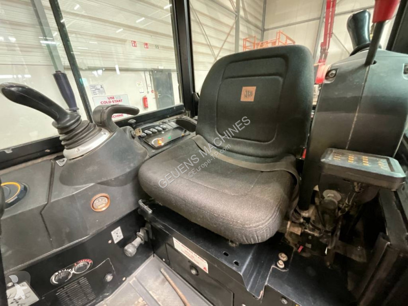 جرافة JCB 16 C-1