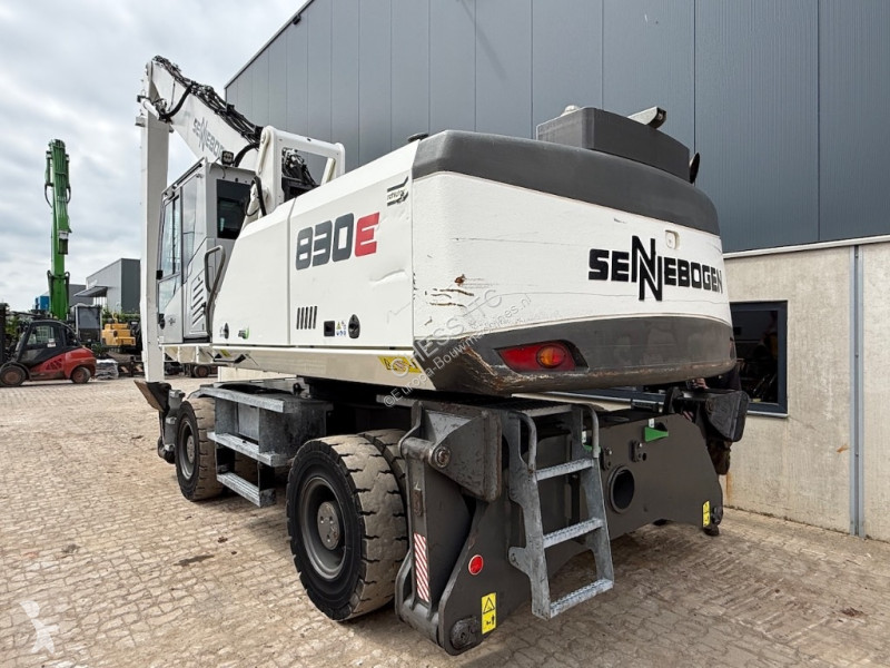 جرافة Sennebogen E - E -  -  E