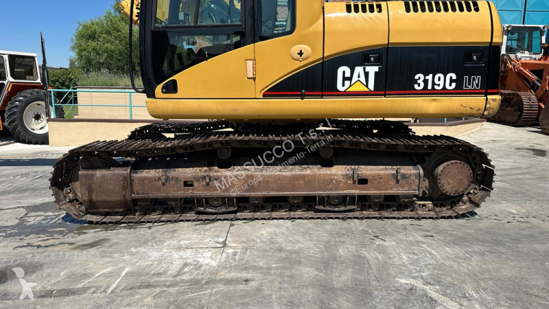 Rýpadlo Caterpillar 319C