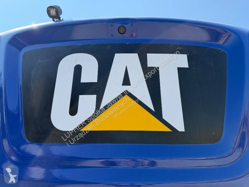 Lopatový nakládač Caterpillar MH3022