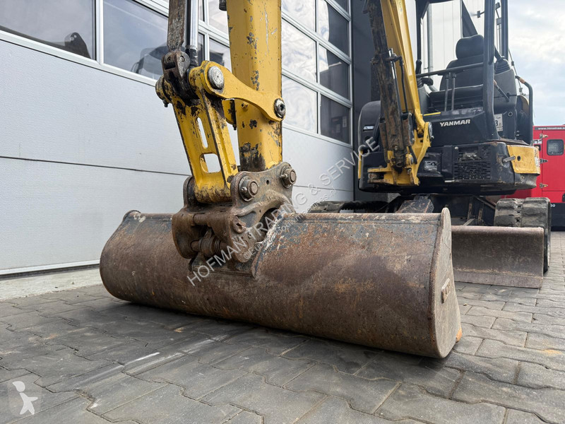 Skovl Yanmar Vio25-6