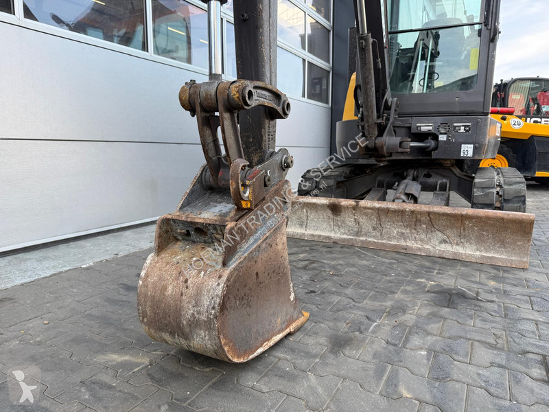 Skovl Volvo ECR25D