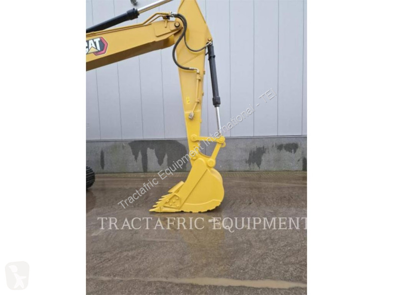 جرافة Caterpillar 32007GC