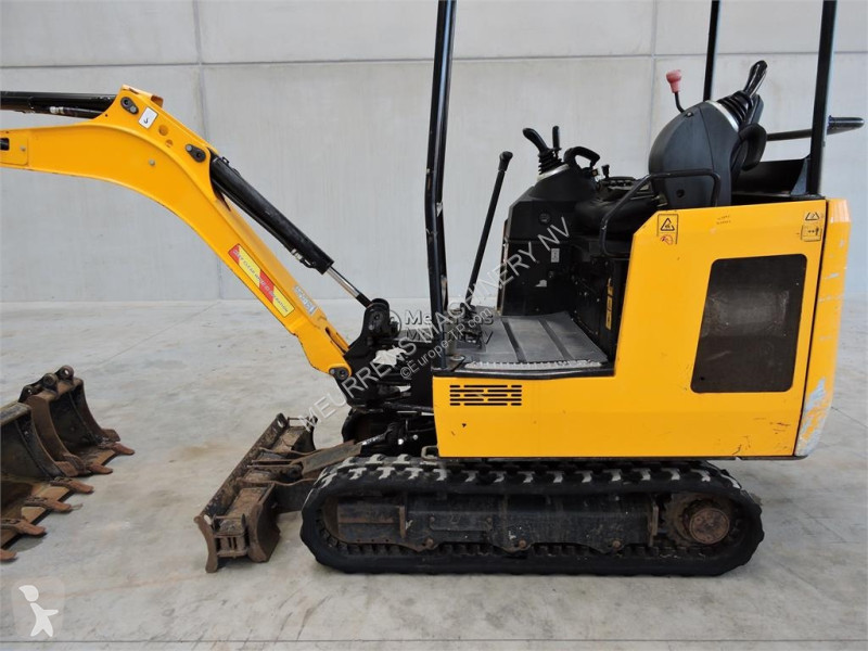 جرافة JCB 16C 3 Bucket