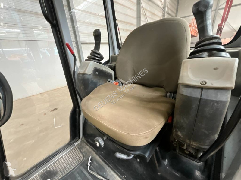 جرافة Neuson ET 20