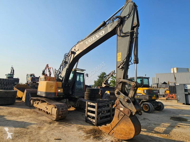 Rýpadlo Volvo ECR 235 DL