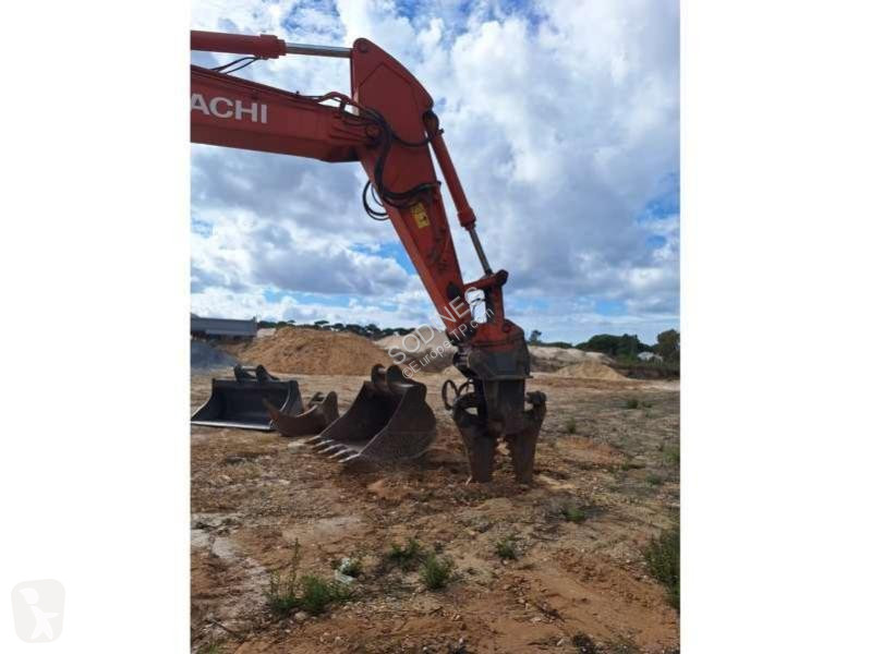 Rýpadlo Hitachi