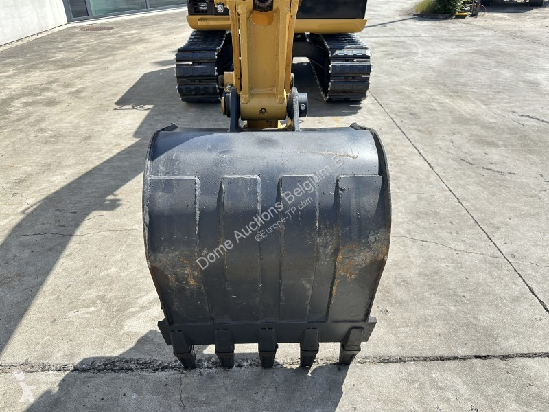 Rýpadlo Caterpillar 5E2