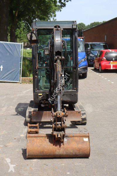 جرافة Hyundai R18-9AK