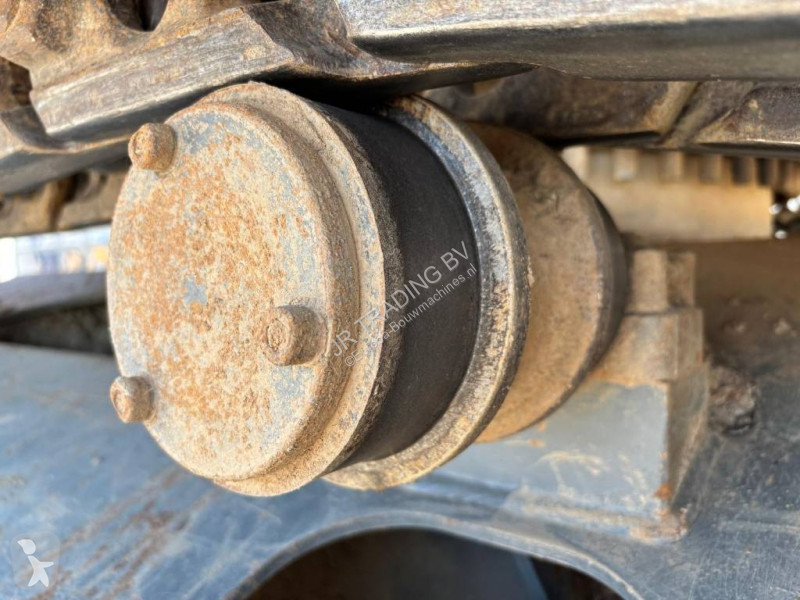 Rýpadlo Liebherr R930 LC