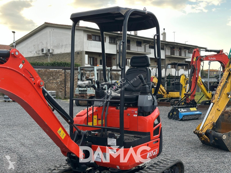 جرافة Kubota U17-3a