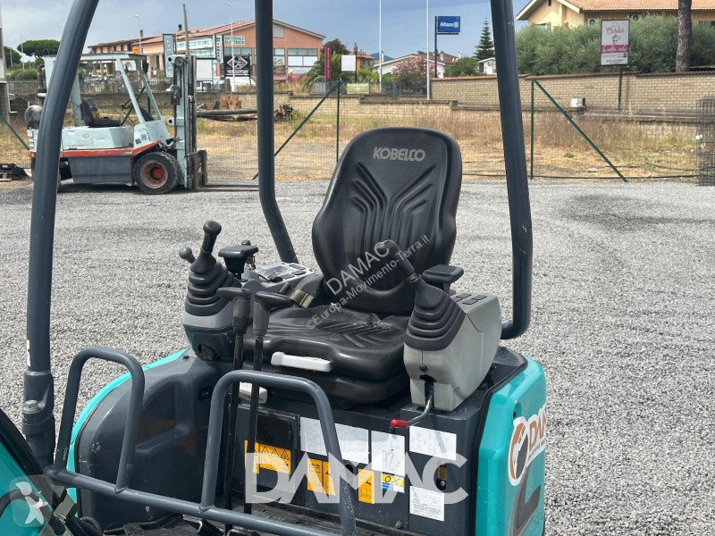 جرافة Kobelco