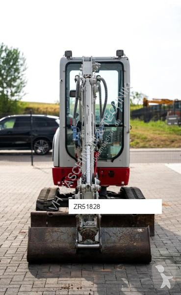 Rýpadlo Takeuchi TB225
