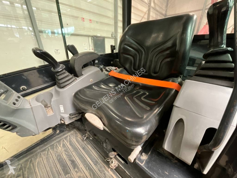 جرافة Kubota 0164