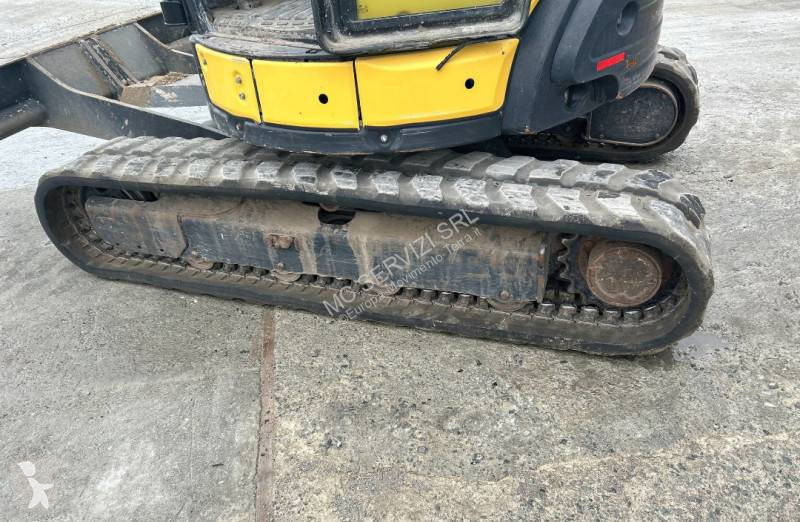 جرافة Yanmar VIO 57